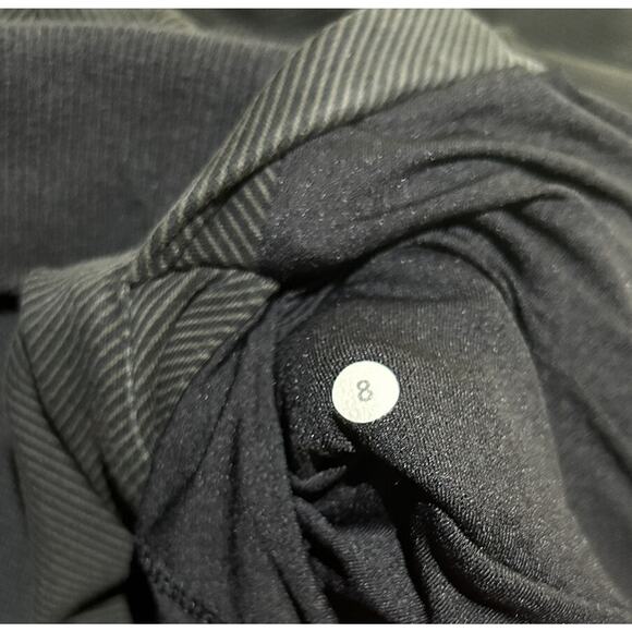 Lululemon Gray Black Mula Bundle Wrap Zip Jacket Womens Size 8 - Picture 9 of 9